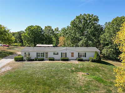 163 Pin Oak Dr Foley, MO 63347