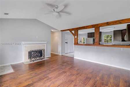 44 Sugaree Dr Bluffton, SC 29910