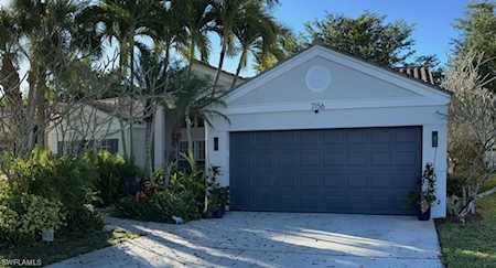 7156 Mill Pond Cir Naples, FL 34109