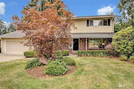 14530 73rd Ave NE Kenmore, WA 98028