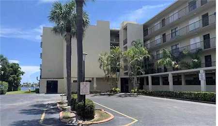 896 N Federal Hwy #326 Lantana, FL 33462