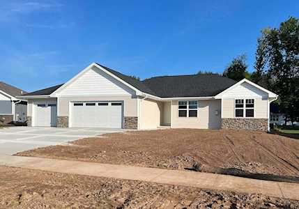1253 Velsen Rd Green Bay, Village of Howard, WI 54313