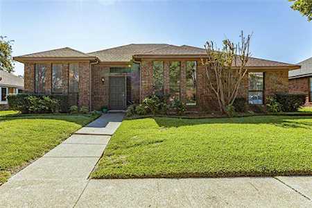 3414 Beech Street Rowlett, TX 75089