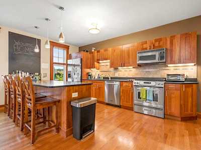432 Norfolk St #4H Somerville, MA 02143