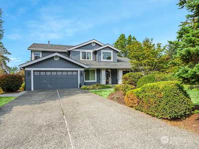 4135 327th Circle NE Carnation, WA 98014