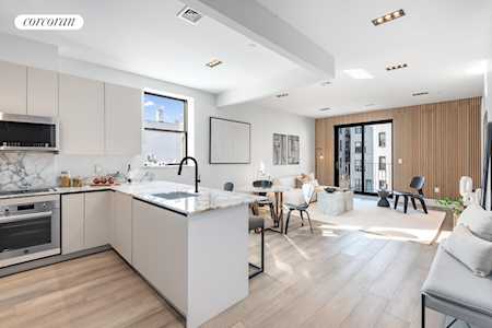 1015 President St #4F Brooklyn, NY 11225
