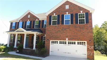 1732 Felts Parkway Fort Mill, SC 29715