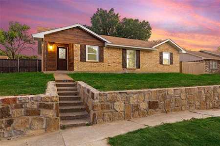 2124 Rockwood Drive Carrollton, TX 75007