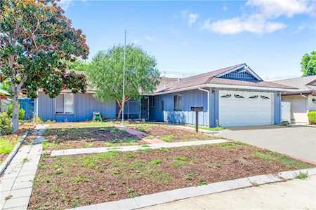 19361 Pitcairn Ln Huntington Beach, CA 92646
