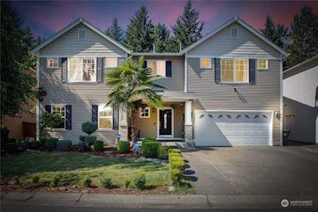 17626 93rd Ave E Puyallup, WA 98375
