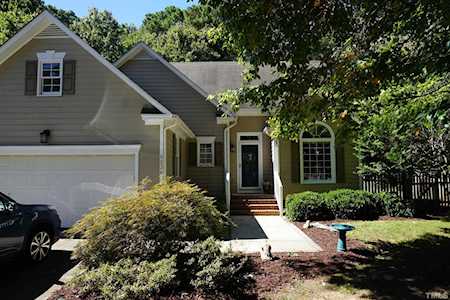 5236 Fairmead Circle Raleigh, NC 27613