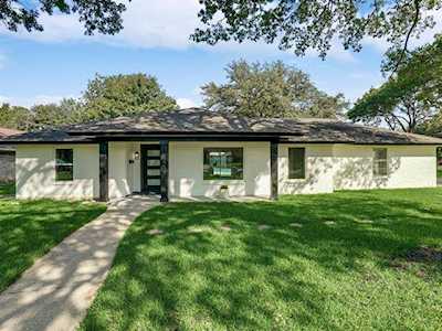 3959 Clubway Lane Farmers Branch, TX 75244