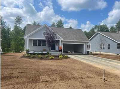 77 Three Ponds Dr #45 Brentwood, NH 03833