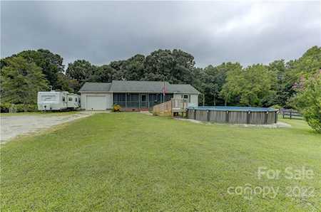 2576 Filbert Hwy Clover, SC 29710