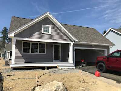74 Three Ponds Dr #74 Brentwood, NH 03833