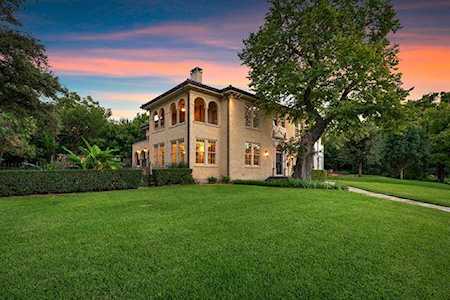 2217 Winton Terrace W Fort Worth, TX 76109
