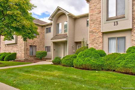 42787 Lilley Pointe Dr Canton Twp, MI 48187
