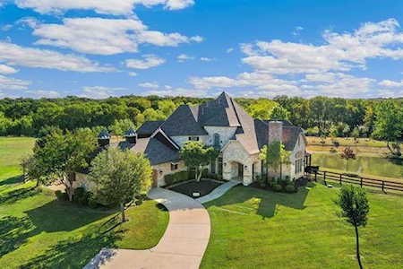 800 Manor Drive Argyle, TX 76226