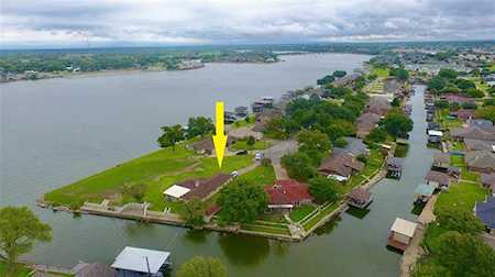 500 Panama Court Granbury, TX 76048