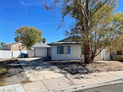 5068 Killarney St Las Vegas, NV 89122