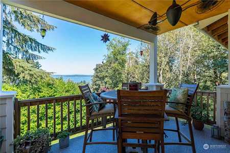 2704 SW 305th St Federal Way, WA 98023