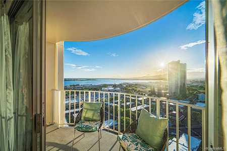 98-1038 Moanalua Road #7-2201 Aiea, HI 96701