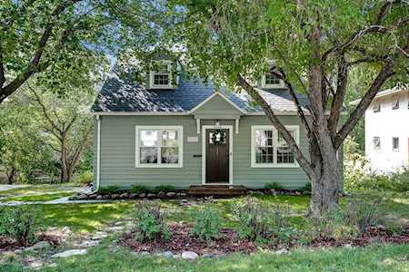2631 France Avenue N Robbinsdale, MN 55422