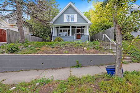 620 37th Avenue N Minneapolis, MN 55412