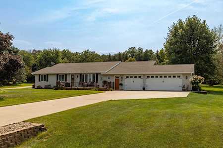 4604 Sandywood Court SE Rochester, MN 55904