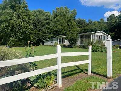 6355 Pittsboro Goldston Road Bear Creek, NC 27207