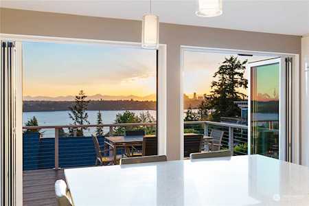 7007 SE 32nd St Mercer Island, WA 98040