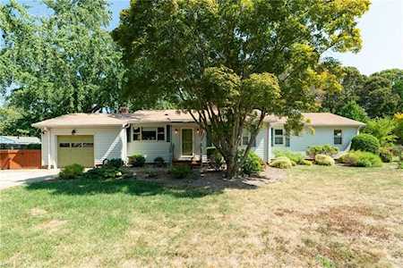 1436 Claudia Dr Virginia Beach, VA 23455