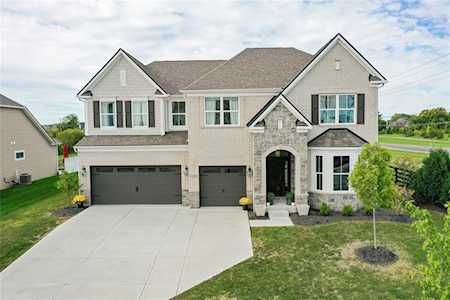 10388 Blue Ribbon Fishers, IN 46038