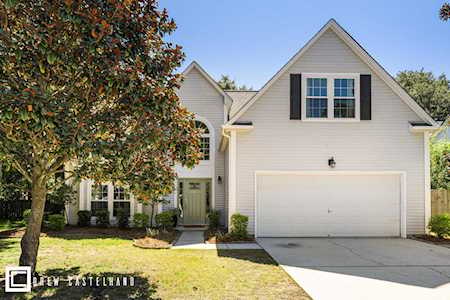 2085 Country Manor Dr Mount Pleasant, SC 29466