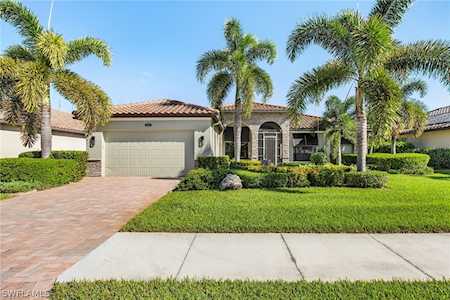 3805 Ruby Way Naples, FL 34114