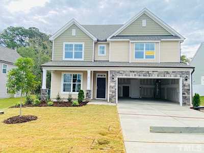 76 Stallion Way #DM129 Benson, NC 27504