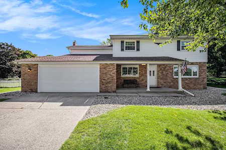 2230 Ribourde Drive South Bend, IN 46628