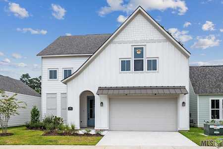 9105 Magnolia View Dr Baton Rouge, LA 70810