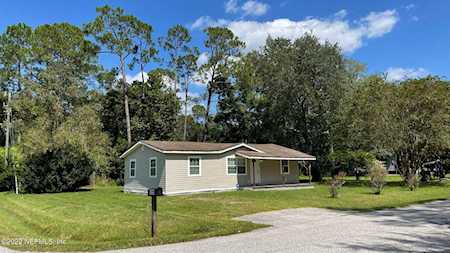4863 Jeff Starling Rd Macclenny, FL 32063