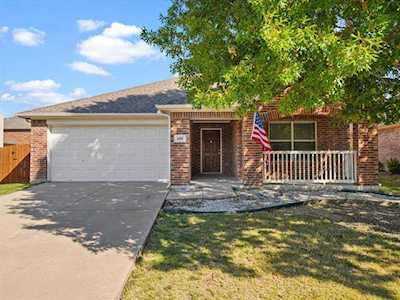 1405 Morning Dove Aubrey, TX 76227