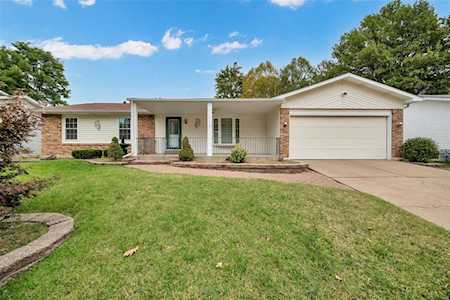 3216 Thrush Dr St Charles, MO 63301