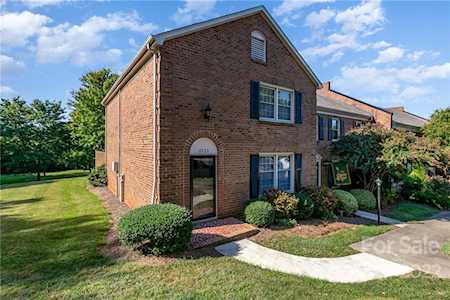 6723 Constitution Ln Charlotte, NC 28210