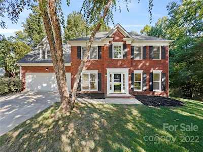 1401 Pine Needle Ln Mooresville, NC 28115
