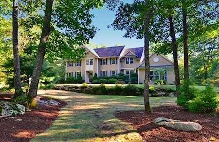 34 Kayla Ricci Way Exeter, RI 02874