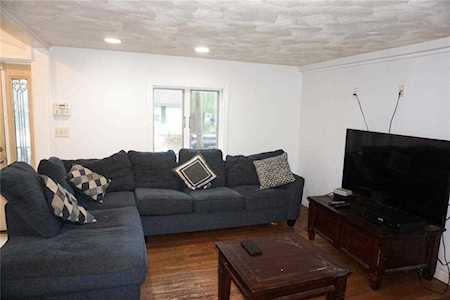 114 Providence Ave East Providence, RI 02915