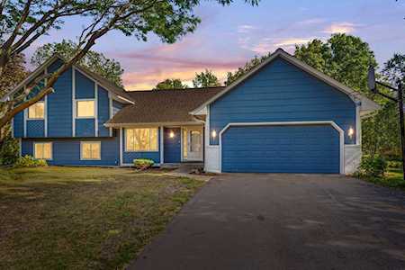 1811 Park Ridge Circle Chaska, MN 55318