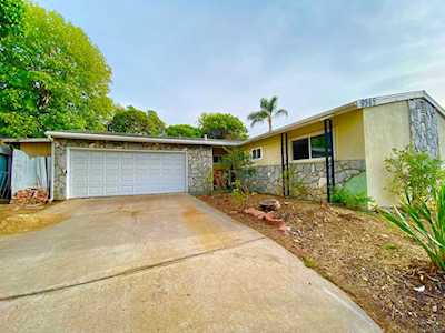 8365 Zeta St La Mesa, CA 91942