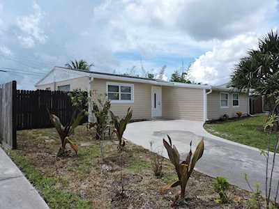 4348 Applecrest Drive Palm Beach Gardens, FL 33410