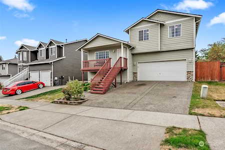 7302 37th St NE Marysville, WA 98270