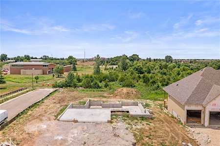 9350 Carbondale St Lenexa, KS 66227
